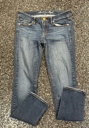 American Eagle Stretch Skinny Women’s Size 8 Blue Jeans thumbnail 1