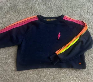 Sweatshirt thumbnail 1