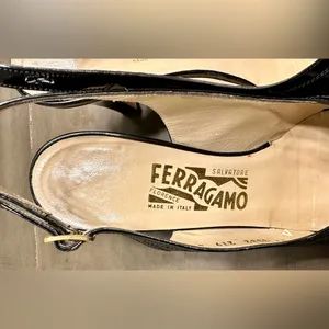 Salvatore Ferragamo Black Patent Leather Sling Back Open Toe Heels Size 8 AA thumbnail 5