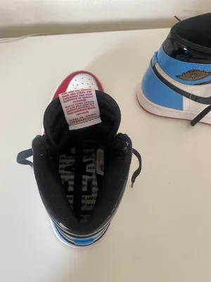 Air Jordan 1 Retro Shoes Og Fearless thumbnail 3