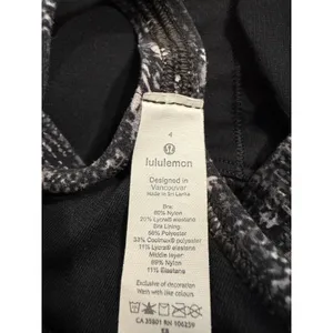 Lululemon Flow Y Bra Nulu Black Grey Abstract‎ Print Yoga Sports Bra Size 4 thumbnail 5
