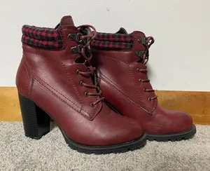 Dolce by Mojo Moxy WitchyFaux‎ leather Red-burgundy ankle boot Whimsigoth Size 8 thumbnail 1