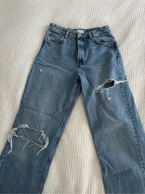 Zara medium Blue High-Rise Distressed Straight Jeans thumbnail 4