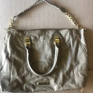 Steve Madden thumbnail 1
