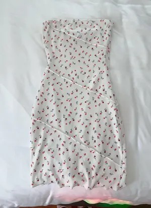 Princess Polly floral mini tube dress thumbnail 1