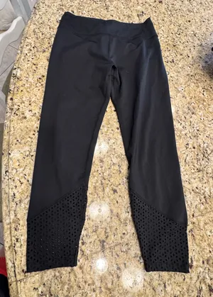 Beyond yoga Black Active Leggings with Laser-Cut Hem lattice size large thumbnail 1