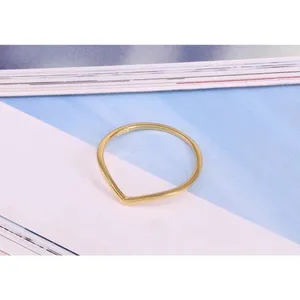14k‎ Gold Filled S925 V Shaped Curve Band Ring, Size 6 thumbnail 8