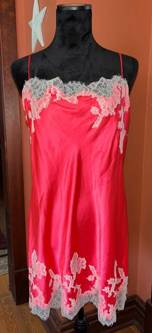 Vintage Victoria’s Secret slip dress thumbnail 1