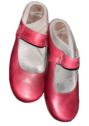 Dansko Ox Blood Red Leather Mary Jane Clogs Sz.9 Discontinued 2011 thumbnail 1