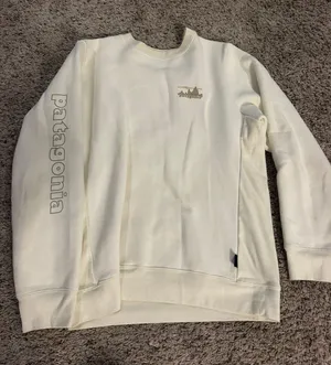 Crewneck thumbnail 1