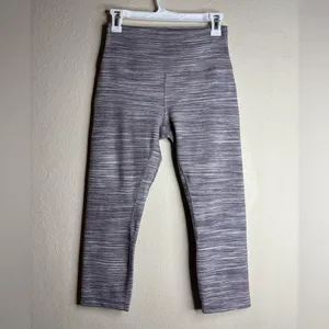 Lululemon Align high rise Crop 21" size 8 Style W6BAFS thumbnail 2