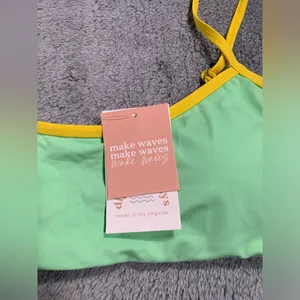 NWT Dippin daisys large brink top swim green thumbnail 2