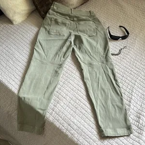 Spanx Stretch Twill Straight Leg Pants Olive Oil Green Pull On Women Size Medium thumbnail 12