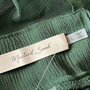 BUCKLE‎ Mustard Seed Top Size Large NWT thumbnail 7