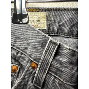 Levis Premium 501 Original Fit Jeans Gray W24 L30 Straight Leg High Rise Denim thumbnail 3