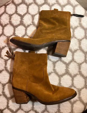 Sam Edelman Suede Ankle Boots in Chestnut thumbnail 1