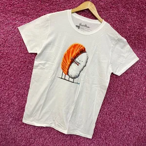 Hugging sushi white Tshirt size medium thumbnail 3