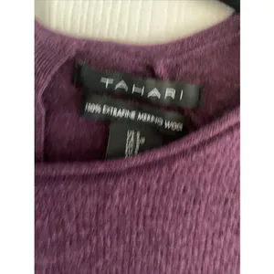 Tahari Back Zip Merino Wool Sweater Womens Size S Purple Plum Knit Pullover Top thumbnail 4
