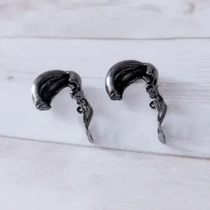 Vintage Clip On Earrings Dark Grey Twisted Chunky Hoops thumbnail 8