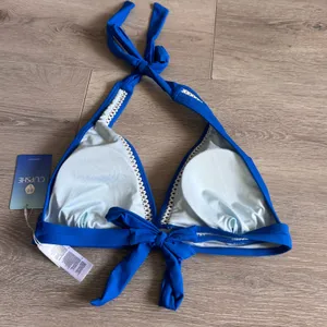 Cupshe Royal Blue Halter Bikini Top Medium Crochet Trim NWT thumbnail 2