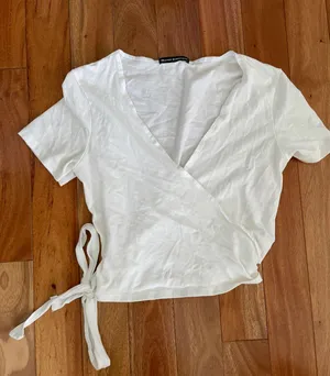 Brandy Melville White Wrap Tie Top thumbnail 4