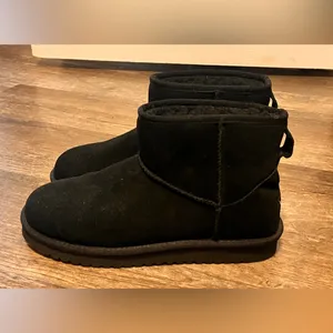 UGG Koolaburra Black Suede Ankle Booties thumbnail 3