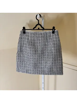 Loft EUC Women's Black White Silver Sequined Mini Skirt Size 4 thumbnail 4