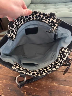 COACH Chelsea Signature Heritage Leather Tote thumbnail 8
