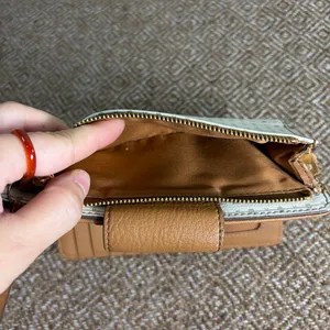 Fossil Women's Kinley Tan Bifold Wallet thumbnail 8