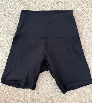 Lululemon Biker Align Shorts thumbnail 1