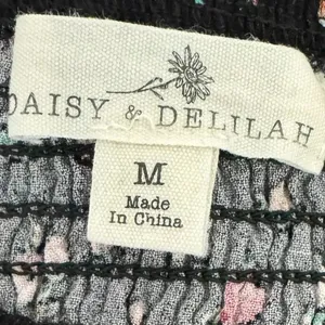 Daisy & Delilah Boho Black Floral Top Smocked Bodice Long Bell Sleeve Women’s M thumbnail 7