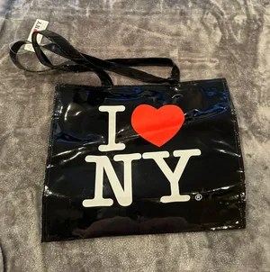 Tote Black thumbnail 1