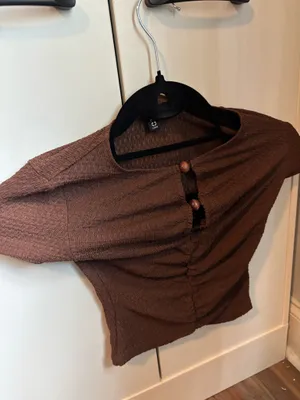 Brown H&M Crop Top  thumbnail 2