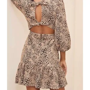 Anthropologie Maeve Knit Cut-Out Mini Dress Size 4 AnimalPrint Autumn thumbnail 4