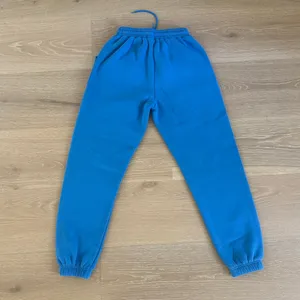 White Fox Offstage Sweatpants Azure Size S in Blue Peach thumbnail 4