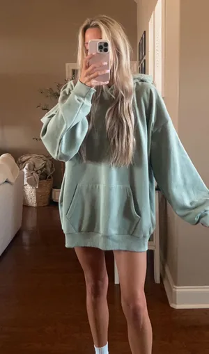 Boohoo Basic Oversized Hoodie  thumbnail 1