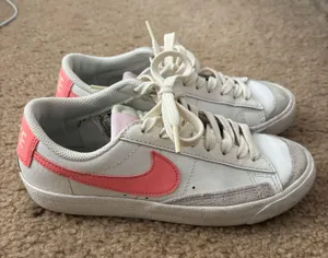 Nike Blazers thumbnail 1