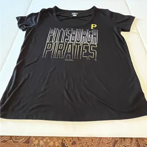 MLB Pittsburgh Pirates Campus Life Womens Large Black Fitted Short‎ Sleeve Shirt thumbnail 2