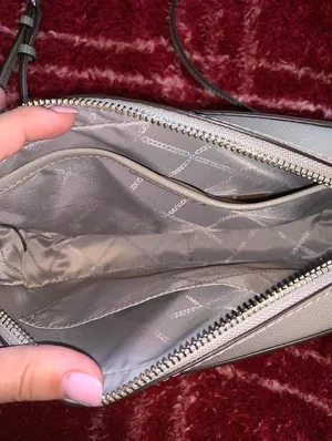 Purse thumbnail 3