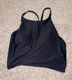 Old Navy Black Cropped Tank Top thumbnail 1
