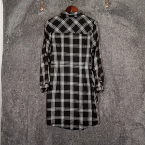 UNTUCKit Tessa Black N White Plaid Wrap Shirt Dress Viscose Office Womens 6 thumbnail 5