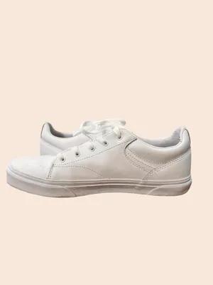 Vans Leather Classic White Low-Top Sneakers thumbnail 8