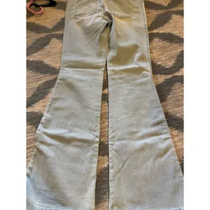 Spanx Bootcut Flare Jeans Light Wash Size M Petite Tummy Control Stretch thumbnail 7