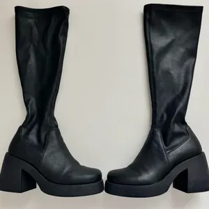 Steve Madden Berkleigh Boot Black Size 6.5 NIB thumbnail 2