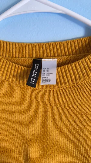 H&M Mustard Yellow Sweatshirt thumbnail 3