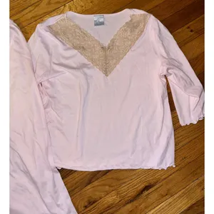 Cabernet Pink Tan Lace Trim Sleepwear Two Piece Pajama Set Size Medium thumbnail 6