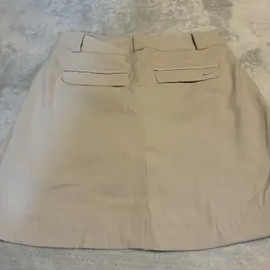 Nike Golf Tour Performance Size 2 Dri Fit Khaki Beige Tan Color Pockets thumbnail 7
