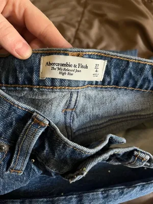 Abercrombie & Fitch High-Rise 90s Relaxed Fit Denim Jeans thumbnail 3