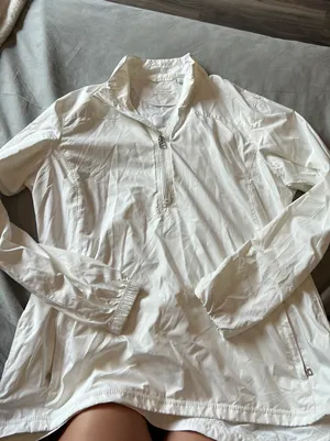 White Windbreaker Size M thumbnail 1