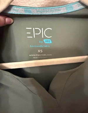 EPIC by IRG Scrub Set Green Size XS thumbnail 2